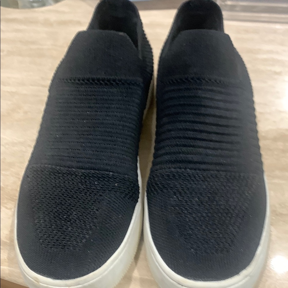 STEVE MADDEN WOMENS SLIP ON CASUAL Shoes